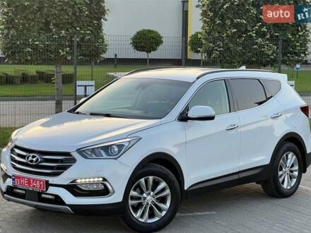 Белый Хендай Санта Фе, объемом двигателя 2.2 л и пробегом 270 тыс. км за 19700 $, фото 1 на Automoto.ua