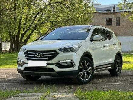 Хендай Санта Фе 2016 в Виннице на Automoto.ua Белый Хендай Санта Фе, объемом двигателя 2 л и пробегом 130 тыс. км за 14500 $, фото 1 на Automoto.ua