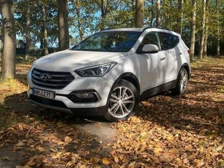 Белый Хендай Санта Фе, объемом двигателя 2.2 л и пробегом 189 тыс. км за 16946 $, фото 1 на Automoto.ua
