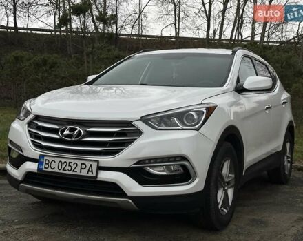 Белый Хендай Санта Фе, объемом двигателя 2.4 л и пробегом 110 тыс. км за 14750 $, фото 1 на Automoto.ua