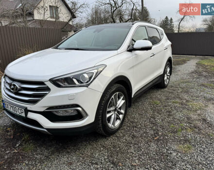 Белый Хендай Санта Фе, объемом двигателя 2.2 л и пробегом 168 тыс. км за 23300 $, фото 1 на Automoto.ua