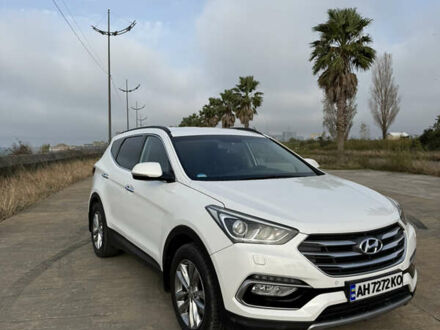 Белый Хендай Санта Фе, объемом двигателя 2.36 л и пробегом 110 тыс. км за 18000 $, фото 1 на Automoto.ua