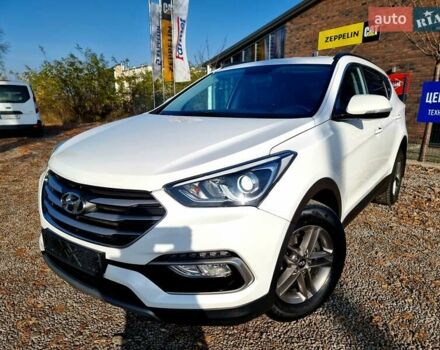 Белый Хендай Санта Фе, объемом двигателя 2.2 л и пробегом 146 тыс. км за 21200 $, фото 1 на Automoto.ua