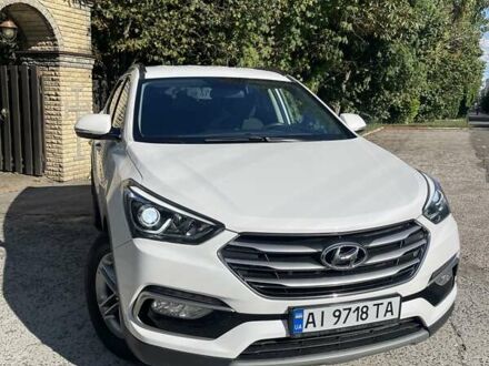 Хендай Санта Фе 2017 в Киеве на Automoto.ua Белый Хендай Санта Фе, объемом двигателя 2.2 л и пробегом 271 тыс. км за 17500 $, фото 1 на Automoto.ua