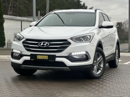 Белый Хендай Санта Фе, объемом двигателя 2.2 л и пробегом 281 тыс. км за 15900 $, фото 1 на Automoto.ua