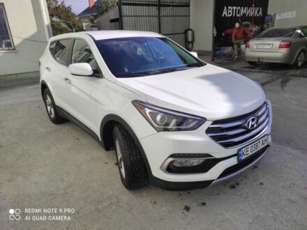 Белый Хендай Санта Фе, объемом двигателя 2.4 л и пробегом 145 тыс. км за 13100 $, фото 1 на Automoto.ua