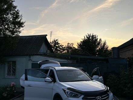 Білий Хендай Санта Фе, об'ємом двигуна 2.4 л та пробігом 920 тис. км за 15500 $, фото 1 на Automoto.ua