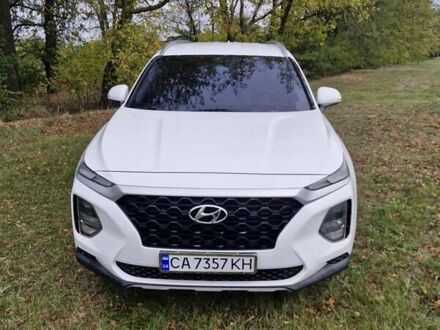 Хендай Санта Фе 2018 в Смеле на Automoto.ua Белый Хендай Санта Фе, объемом двигателя 2 л и пробегом 55 тыс. км за 27000 $, фото 1 на Automoto.ua