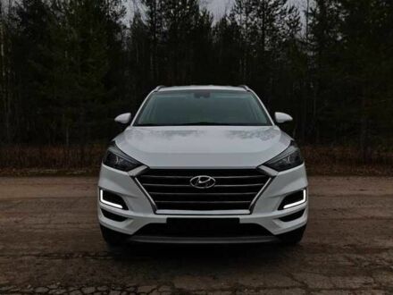 Белый Хендай Санта Фе, объемом двигателя 2 л и пробегом 82 тыс. км за 19900 $, фото 1 на Automoto.ua
