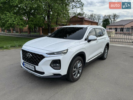 Белый Хендай Санта Фе, объемом двигателя 2 л и пробегом 196 тыс. км за 25800 $, фото 1 на Automoto.ua