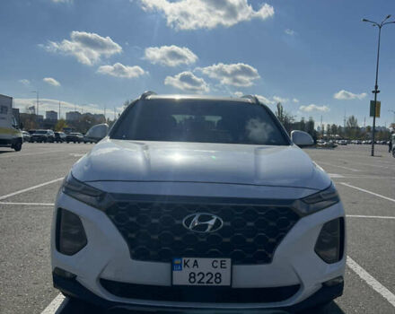 Хендай Санта Фе 2020 в Киеве на Automoto.ua Белый Хендай Санта Фе, объемом двигателя 2 л и пробегом 62 тыс. км за 25000 $, фото 1 на Automoto.ua