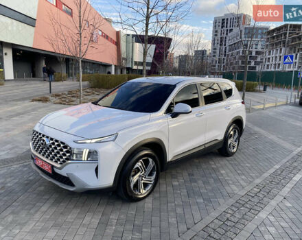 Белый Хендай Санта Фе, объемом двигателя 2.2 л и пробегом 123 тыс. км за 29700 $, фото 1 на Automoto.ua