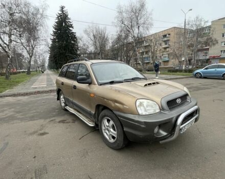 Бежевый Хендай Санта Фе, объемом двигателя 2 л и пробегом 340 тыс. км за 2500 $, фото 2 на Automoto.ua