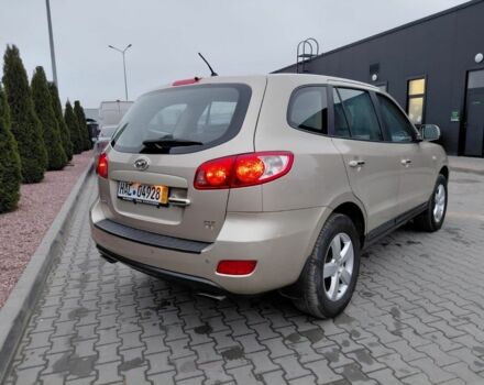 Бежевый Хендай Санта Фе, объемом двигателя 2.2 л и пробегом 204 тыс. км за 474 $, фото 6 на Automoto.ua