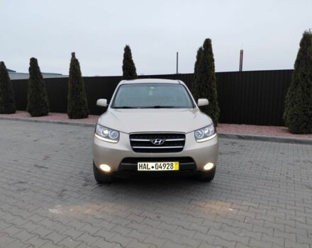 Бежевый Хендай Санта Фе, объемом двигателя 2.2 л и пробегом 204 тыс. км за 474 $, фото 2 на Automoto.ua