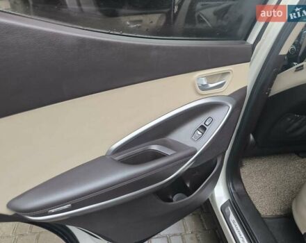 Бежевый Хендай Санта Фе, объемом двигателя 2.2 л и пробегом 211 тыс. км за 17500 $, фото 30 на Automoto.ua