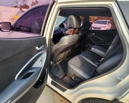 Бежевый Хендай Санта Фе, объемом двигателя 2 л и пробегом 184 тыс. км за 14500 $, фото 9 на Automoto.ua