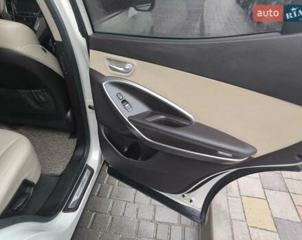 Бежевый Хендай Санта Фе, объемом двигателя 2.2 л и пробегом 211 тыс. км за 17500 $, фото 25 на Automoto.ua