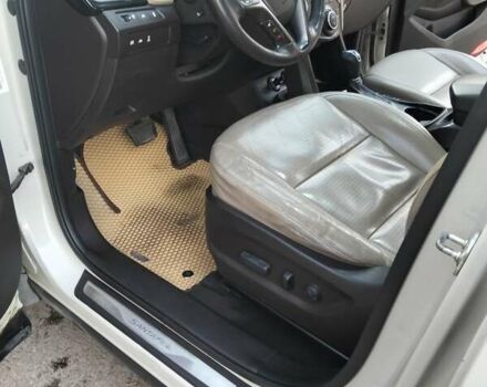 Бежевый Хендай Санта Фе, объемом двигателя 2.2 л и пробегом 224 тыс. км за 17500 $, фото 11 на Automoto.ua