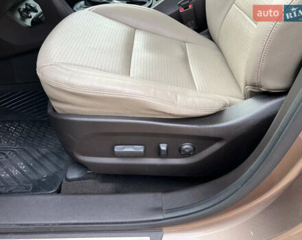 Бежевий Хендай Санта Фе, об'ємом двигуна 2.2 л та пробігом 207 тис. км за 18900 $, фото 10 на Automoto.ua