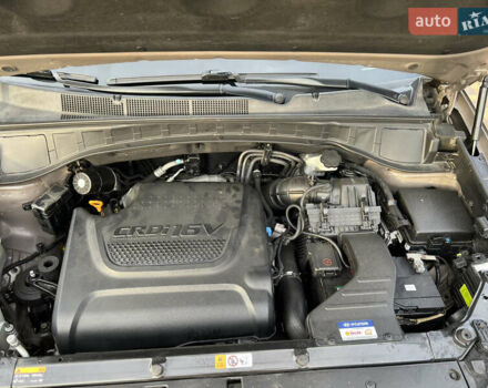 Бежевий Хендай Санта Фе, об'ємом двигуна 2.2 л та пробігом 207 тис. км за 18900 $, фото 14 на Automoto.ua