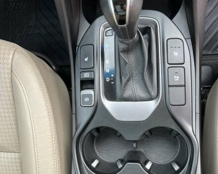 Бежевий Хендай Санта Фе, об'ємом двигуна 2.2 л та пробігом 207 тис. км за 18900 $, фото 13 на Automoto.ua