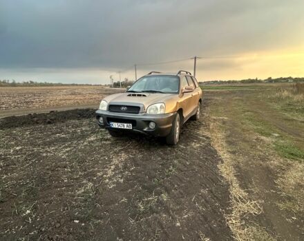 Бежевий Хендай Санта Фе, об'ємом двигуна 2 л та пробігом 385 тис. км за 4300 $, фото 1 на Automoto.ua