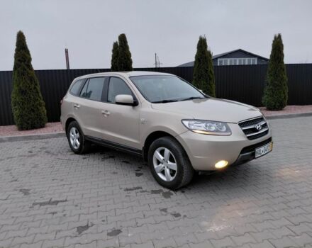 Бежевый Хендай Санта Фе, объемом двигателя 2.2 л и пробегом 204 тыс. км за 474 $, фото 1 на Automoto.ua