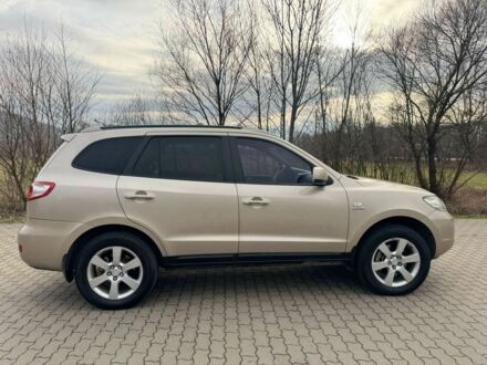Бежевый Хендай Санта Фе, объемом двигателя 2.2 л и пробегом 176 тыс. км за 8800 $, фото 1 на Automoto.ua