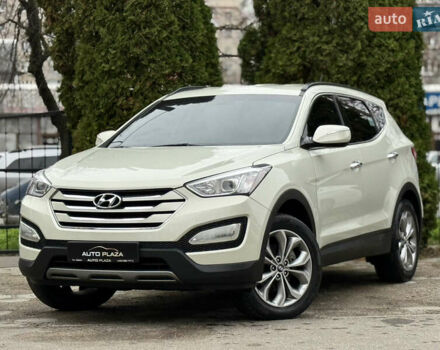 Бежевий Хендай Санта Фе, об'ємом двигуна 2 л та пробігом 176 тис. км за 17900 $, фото 1 на Automoto.ua