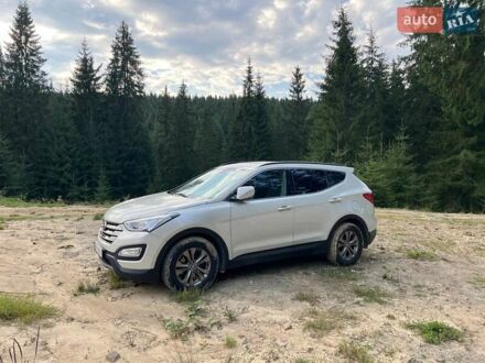 Хендай Санта Фе 2014 в Киеве на Automoto.ua Бежевый Хендай Санта Фе, объемом двигателя 2.2 л и пробегом 158 тыс. км за 20500 $, фото 1 на Automoto.ua