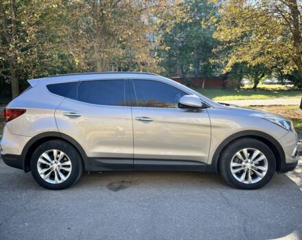 Бежевый Хендай Санта Фе, объемом двигателя 2.2 л и пробегом 100 тыс. км за 22000 $, фото 1 на Automoto.ua