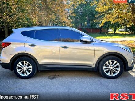 Бежевый Хендай Санта Фе, объемом двигателя 2.2 л и пробегом 100 тыс. км за 22000 $, фото 1 на Automoto.ua