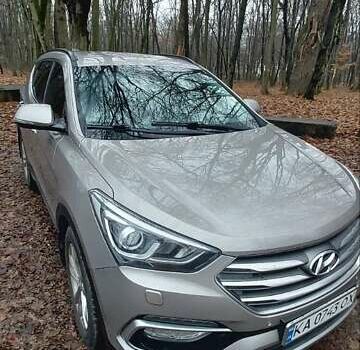 Бежевый Хендай Санта Фе, объемом двигателя 2.2 л и пробегом 203 тыс. км за 20500 $, фото 1 на Automoto.ua