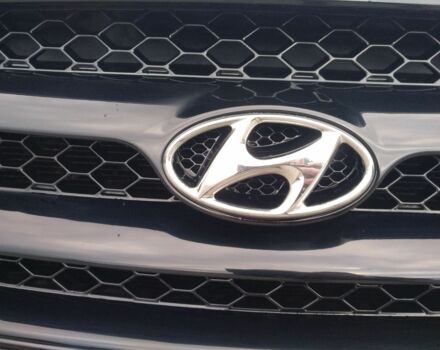 Черный Хендай Санта Фе, объемом двигателя 2.2 л и пробегом 270 тыс. км за 7700 $, фото 6 на Automoto.ua