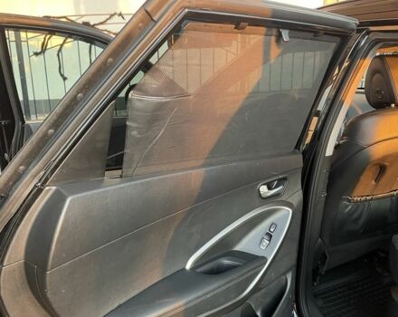 Черный Хендай Санта Фе, объемом двигателя 2.2 л и пробегом 200 тыс. км за 19000 $, фото 5 на Automoto.ua