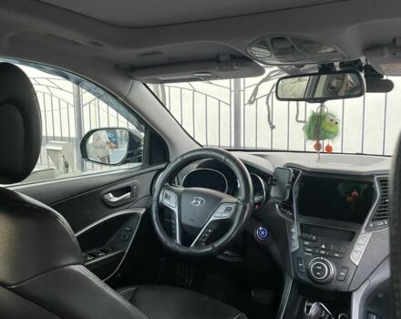 Черный Хендай Санта Фе, объемом двигателя 2.2 л и пробегом 200 тыс. км за 19000 $, фото 7 на Automoto.ua