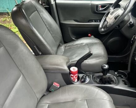 Чорний Хендай Санта Фе, об'ємом двигуна 2 л та пробігом 271 тис. км за 3400 $, фото 12 на Automoto.ua