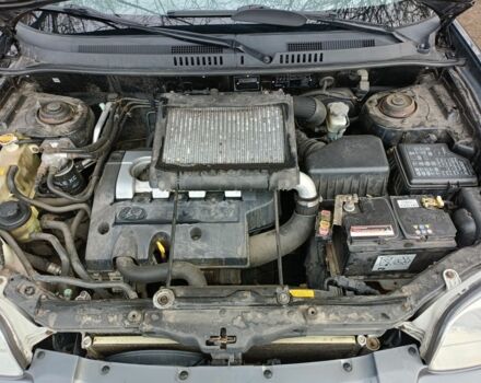 Черный Хендай Санта Фе, объемом двигателя 2 л и пробегом 360 тыс. км за 3699 $, фото 1 на Automoto.ua