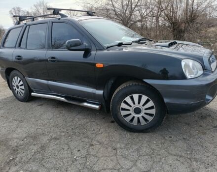 Черный Хендай Санта Фе, объемом двигателя 2 л и пробегом 360 тыс. км за 3699 $, фото 4 на Automoto.ua