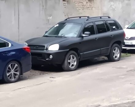 Черный Хендай Санта Фе, объемом двигателя 0 л и пробегом 185 тыс. км за 4294 $, фото 2 на Automoto.ua