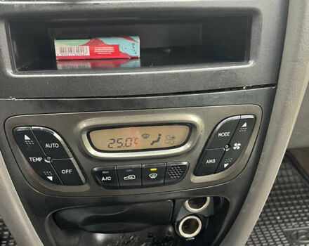 Черный Хендай Санта Фе, объемом двигателя 2 л и пробегом 271 тыс. км за 4000 $, фото 19 на Automoto.ua