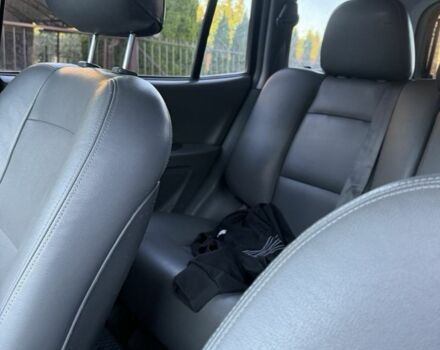 Черный Хендай Санта Фе, объемом двигателя 0 л и пробегом 185 тыс. км за 4294 $, фото 4 на Automoto.ua