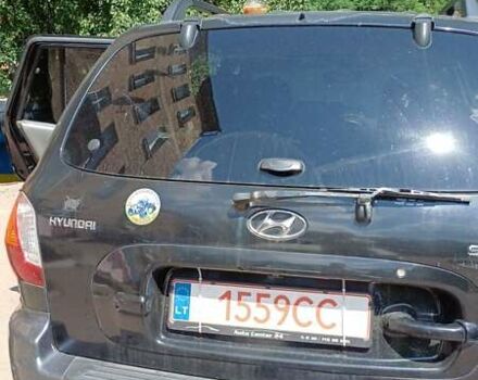 Черный Хендай Санта Фе, объемом двигателя 2.2 л и пробегом 230 тыс. км за 4800 $, фото 4 на Automoto.ua