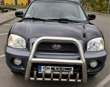 Черный Хендай Санта Фе, объемом двигателя 0 л и пробегом 300 тыс. км за 4077 $, фото 3 на Automoto.ua