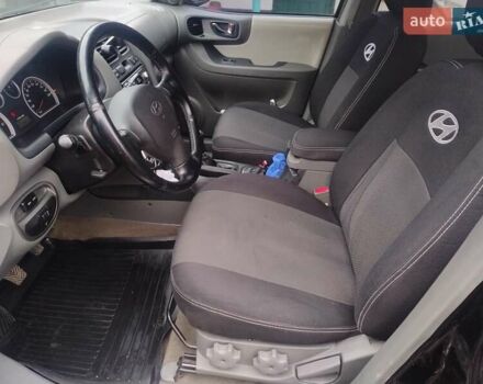 Чорний Хендай Санта Фе, об'ємом двигуна 2 л та пробігом 203 тис. км за 7100 $, фото 26 на Automoto.ua