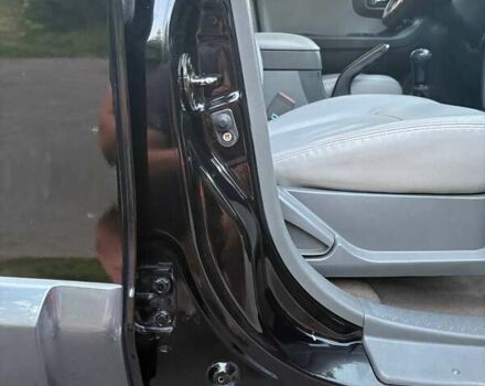 Черный Хендай Санта Фе, объемом двигателя 2.4 л и пробегом 175 тыс. км за 6800 $, фото 40 на Automoto.ua