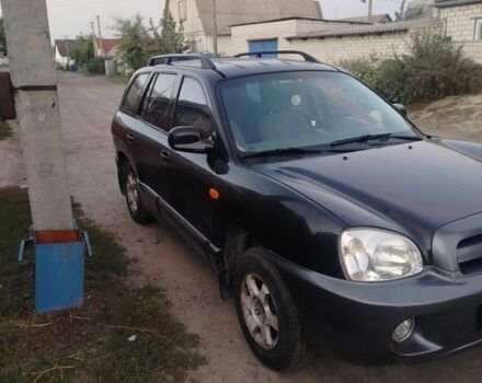 Черный Хендай Санта Фе, объемом двигателя 2 л и пробегом 272 тыс. км за 3900 $, фото 6 на Automoto.ua