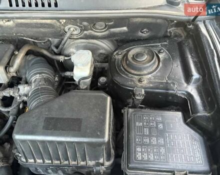 Черный Хендай Санта Фе, объемом двигателя 2.4 л и пробегом 175 тыс. км за 6800 $, фото 39 на Automoto.ua