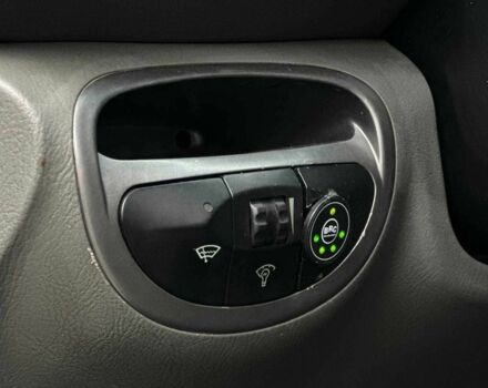 Чорний Хендай Санта Фе, об'ємом двигуна 2.7 л та пробігом 231 тис. км за 6490 $, фото 21 на Automoto.ua